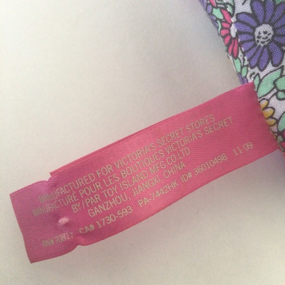 PINK VICTORIAS SECRET MINI PLUSH LOVE DOG - Picture 6 of 9